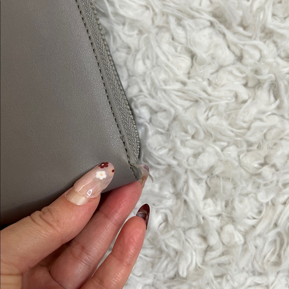 Nine West Gray Crossbody Purse Gifting Casual - Picture 14 of 15